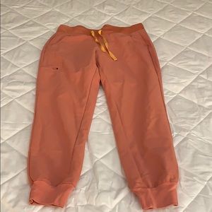 Figs Zamora bottoms in Coral